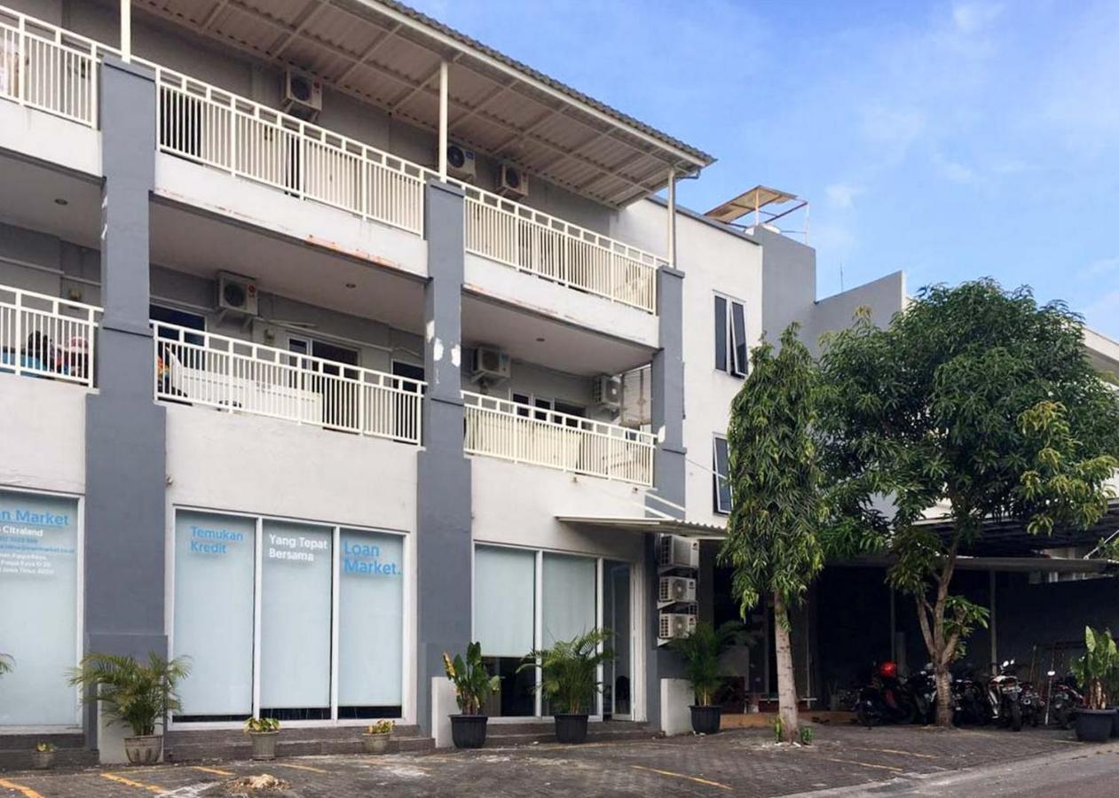 Reddoorz @ Citraland Surabaya Hotel Exterior photo